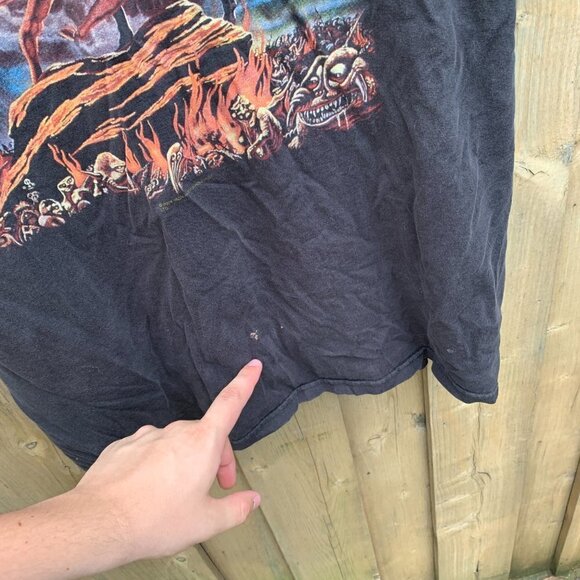 Vintage 2004 Iron Maiden Graphic T Shirt Run To The Hills - Picture 10 of 12